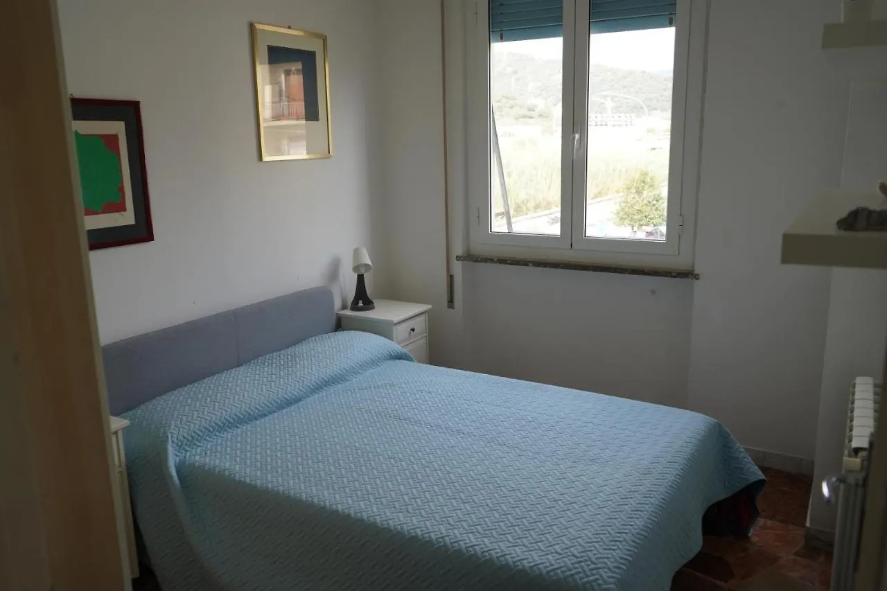 Casetta al mare Albisola Superiore 0*,  Italia